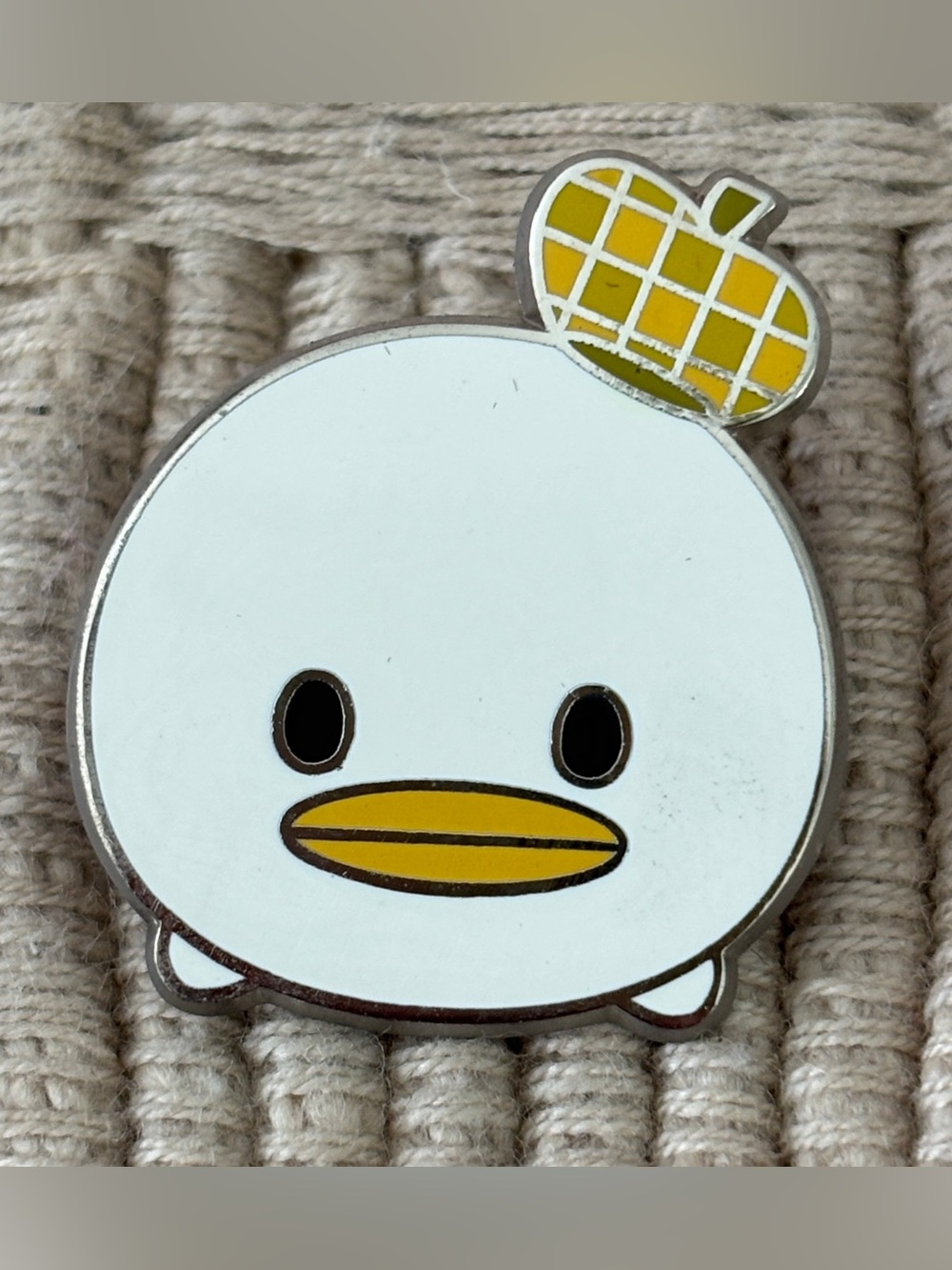 DISNEY 2017 Tower of Terror Donald Duck as Bellhop Tsum Tsum Pin